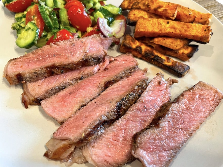 AAA New York Striploin Steak 草饲纽约牛排 8oz